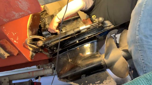 MV Clifford, Regal 2665 Gets A New Exhaust Bellow