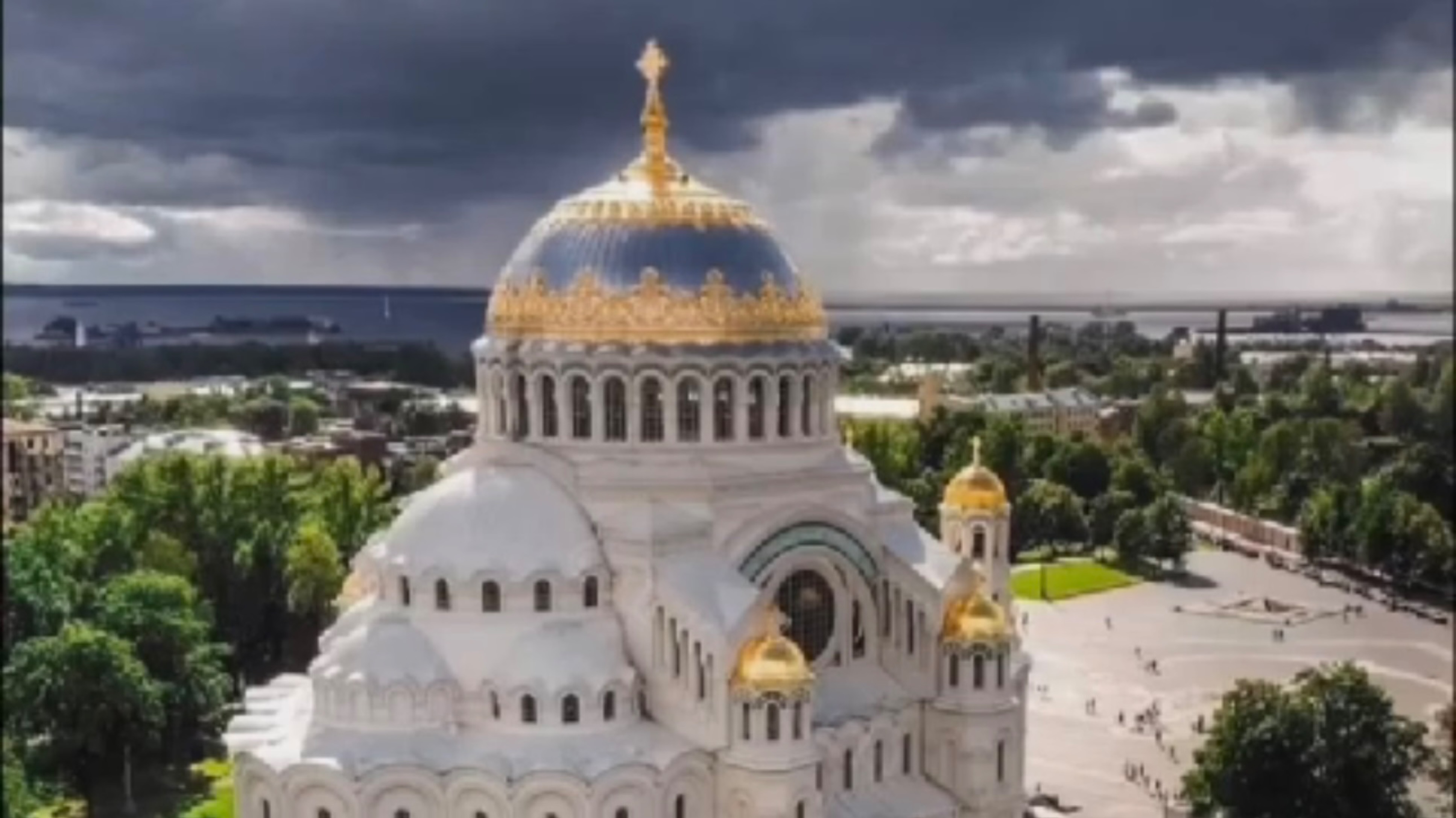 Россия: вера, армия, народ.