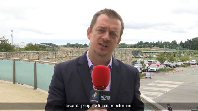 E6679869af5f89b1211702211787b4d9