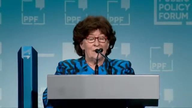 Louise Arbour Accepts Public Policy Forum Award