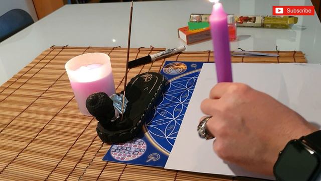 RituaL Magic - Determină Universul Să îți îndeplinească O Dorință Cu O Frunză De Dafin și O Lumânar