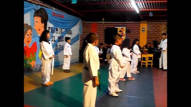 IEP FLORA TRISTAN - Día Del Padre