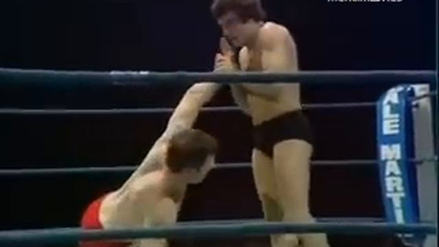 World Of Sport - Johnny Saint Vs Steve Grey Pt.1