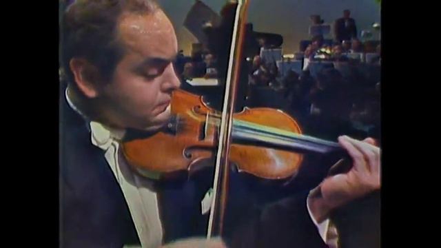 MICHAEL RABIN, Violin.  F. Kreisler - Tambourin Chinois, Op.3