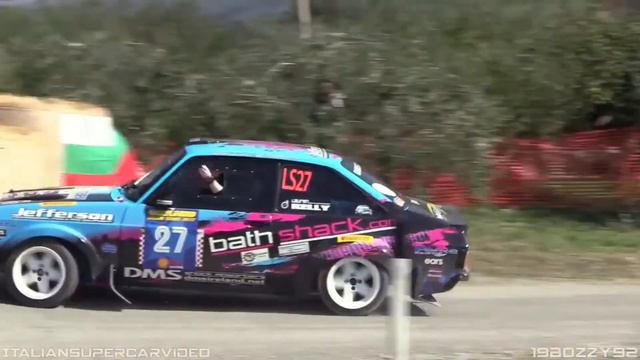 ‪UFC---On-This-Day--Matt-Hughes-vs-Frank-Trigg---