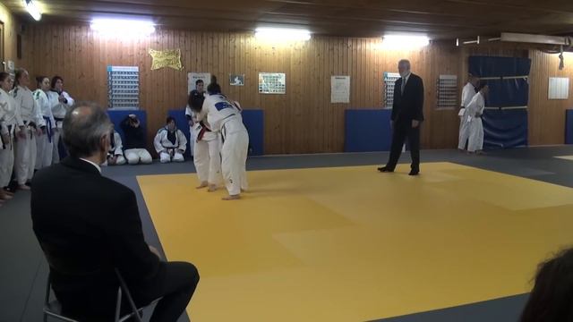 JUDO CLUB CAROUGE CSE 2015 Tour 1 Dames R1 JC CAROUGE - LYSS 6-4
