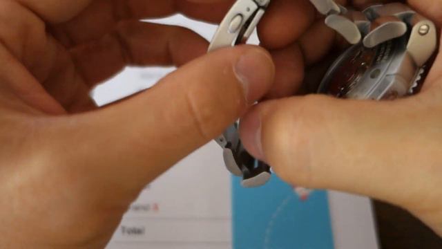 Oris Automatic Diver Comparison: Aquis Date Vs Divers Sixty-Five - Perth WAtch #297