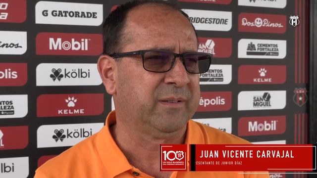 Extensión Del Contrato De Junior Díaz Por Un Año Más