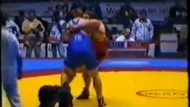 130 кг. За бронзу. С. Мурейко (Ч.Е. 2001)