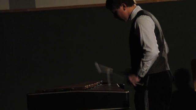 Mallet Man Valentin Reiter