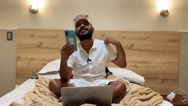 Prapancha Yatikudu Anveshana