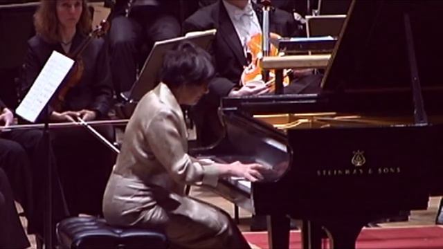 Halida Dinova Performs Debussy Clair De Lune