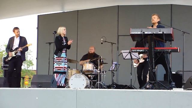 Aili & Osmo Ikonen At Linnajazz 2015 - I'm Gonna Be Your Man
