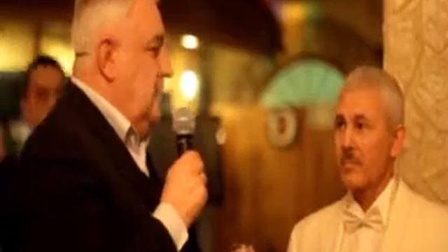 Родственник семьи Пулатовых Владимир Владимирович Денисов поздравляет Сайфулло Темировича