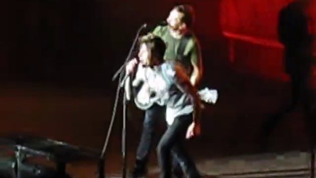 Davey Havok With Rise Against Cover Minor Threat