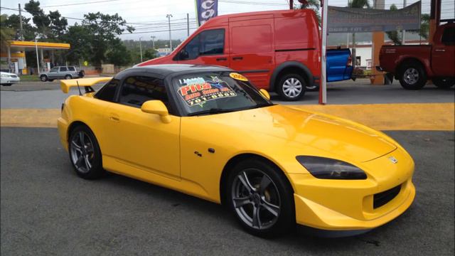 HONDA S 2000  CR  08 AMARILLO SOLO EN PITA AUTO EN CAROLINA