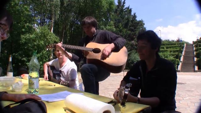 Cyril SEGURA Répétition Plein Air Sur Des Chansons De JP Capdevielle à Puteaux