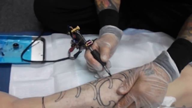 ｈｏｒｉｙｏｓｈｉ　ｔａｔｔｏｏｉｎｇ　ｗｉｔｈｏｕｔ　ｄｒａｗｉｎｇ　ｏｕｔｌｉｎｅ