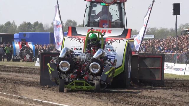 Green Monster @ Füchtorf 2017 Tractor Pulling