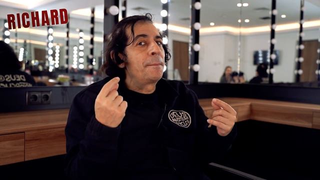 Okan Bayülgen'le Richard Kulisinde 5 Soru 5 Cevap