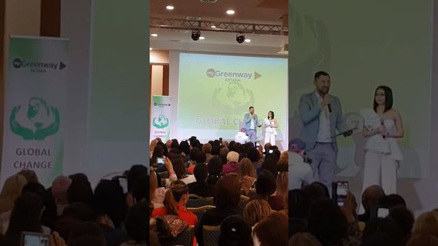 Сестрёнка АЛТЫНАЙ ЖОРАБАЕВОЙ. ГУЛЬНАР ЖОРАБАЕВА ВЕДУЩИЙ ПРОГРАММЫ. И ПАРТНЁРЫ В ГРИНВЕЙ.