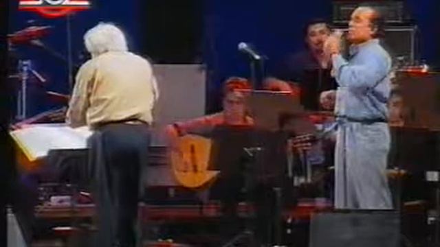 Lakis Halkias - Enas Xilinos Stavros