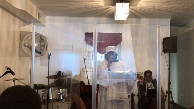 Pastor  Margaret Shelley Preaching   