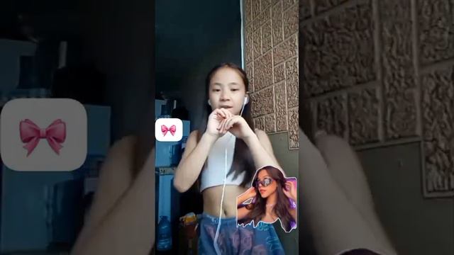 видео я новенькая