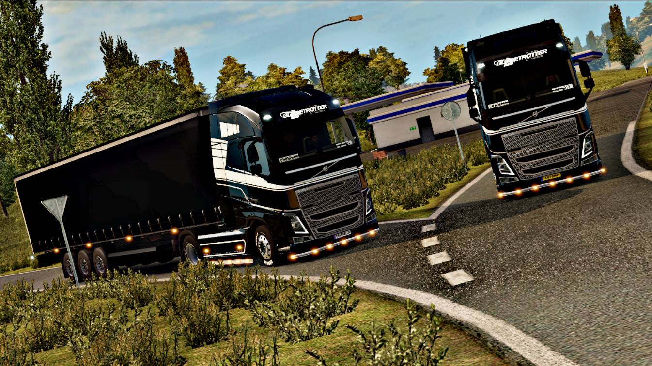 Euro Truck Simulator 2.Руль Moza R5 Bundle (RS20)