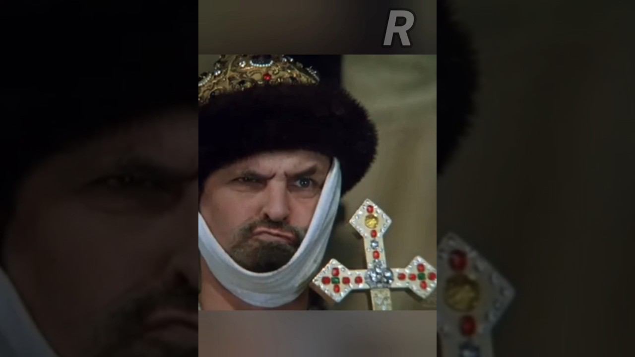 В ведите гражданина посла!