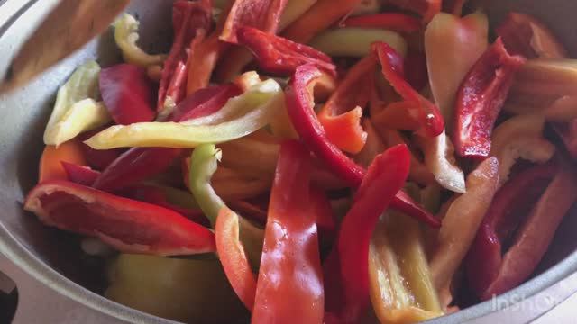 Нежнейший перец в ароматном масле на зиму!