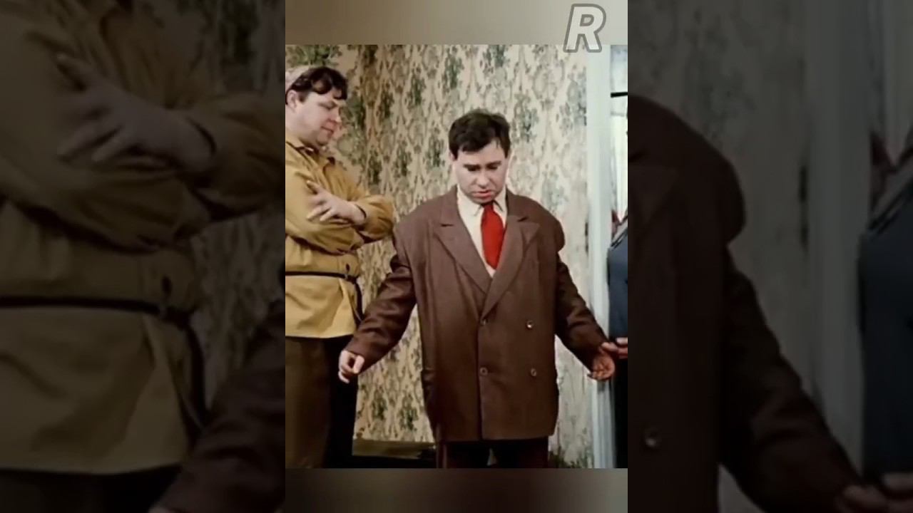 Пугаюсь я , что костюмчик на мне широковато сидит!