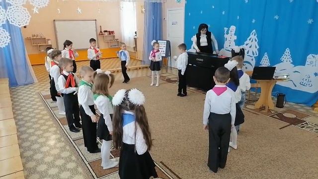 Музыкальные диатонические колокольчики.