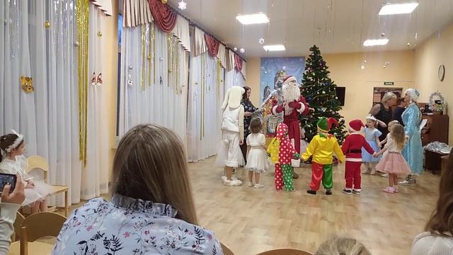 утриник в детском саду декабрь 22 года