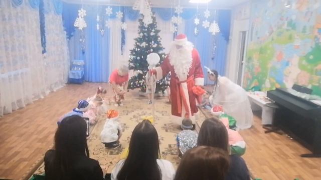 7963eca9b6df3433bc23566fea6b62e4