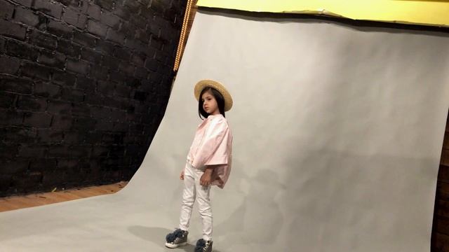 Модельная визитка. Мария Петросян | Celebrity Kids Иркутск
