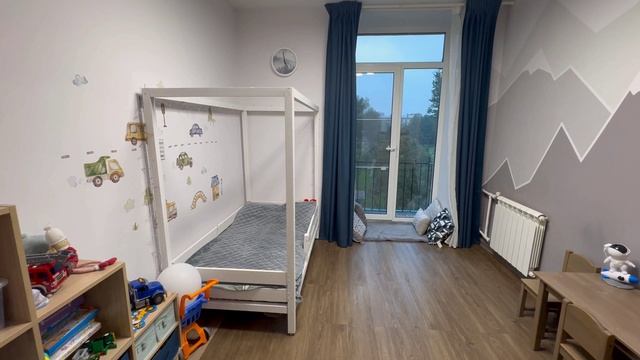 Прямо у метро Ломоносовская продаётся 2-х комнатная квартира с ремонтом в сталинском доме!