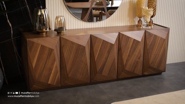 Обеденная зона CARIZMA фабрики Muzaffer Furniture