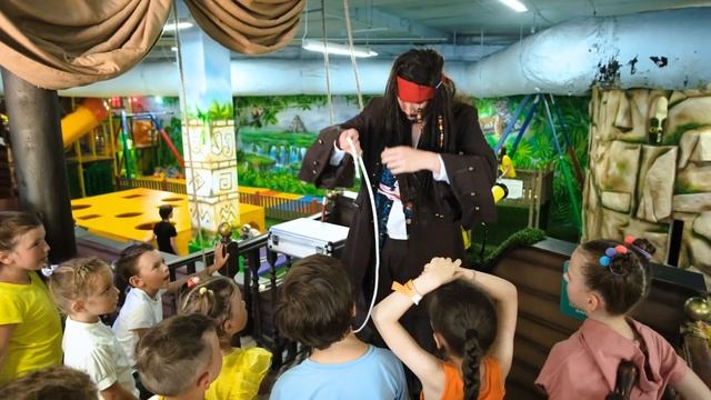 Шоу фокусника