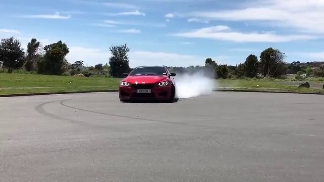 BMW M6 Doing Burnout. Stage 2