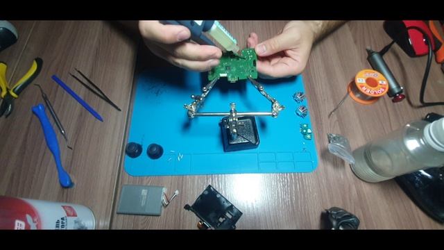 Dualsense 5 замена 3D аналогов на датчики холла а.mp4