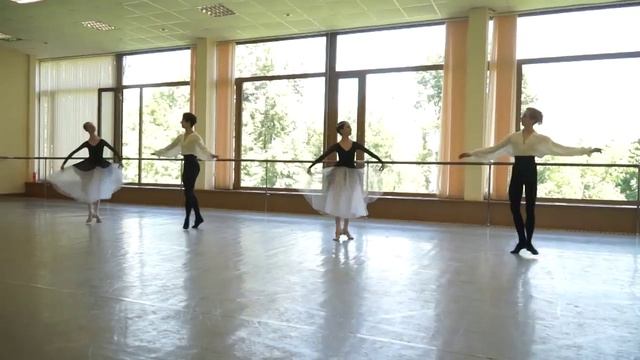 МГАХ. 