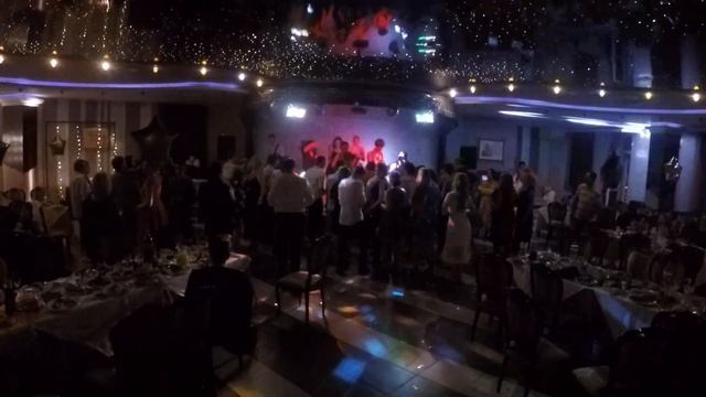 69 BAND и ВЫПУСКНИКИ - районы-кварталы (ЗВЕРИ Cover)