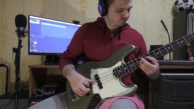 Nirvana - Heart Shaped Fingerstyle Bass