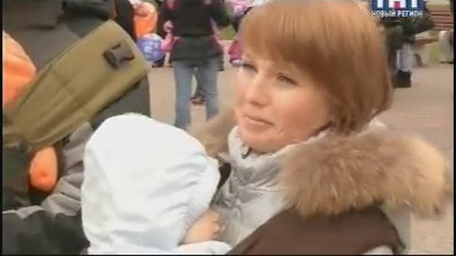 Парад слингомам в Ижевске 6 октября 2010 (ТК Новый Регион)