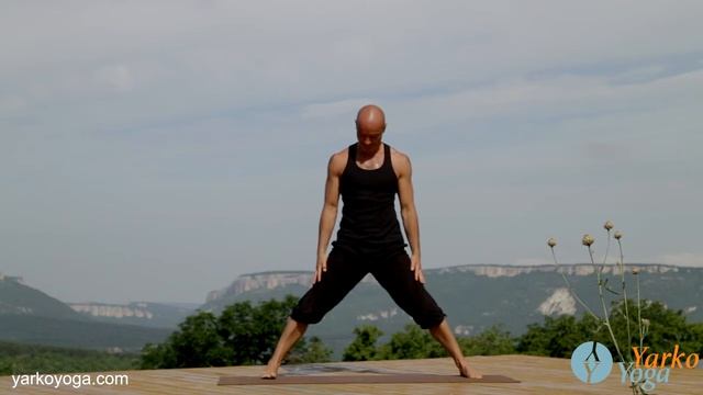 Прасарита Падоттанасана. Йога для начинающих.Ярослав Лукашевич