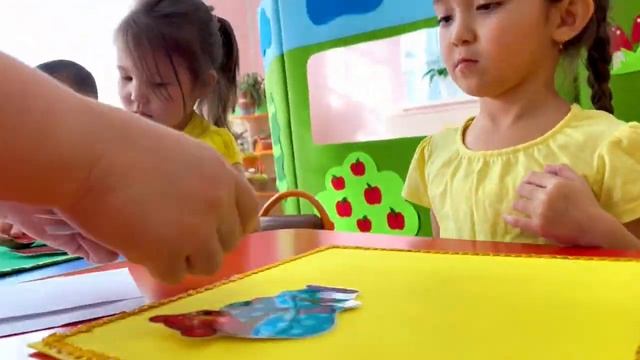 Театр және бала