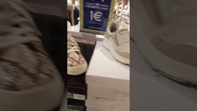 обзор магазина обуви в Италии