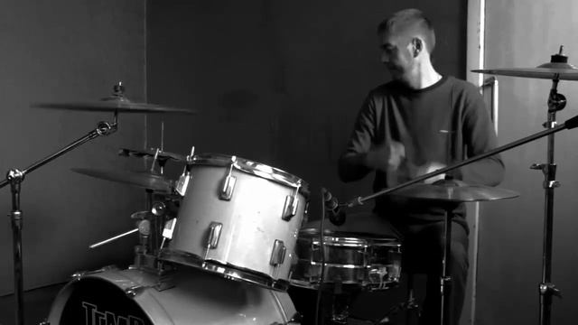 Коля Шушенский / The Freestylers Featuring Maikal