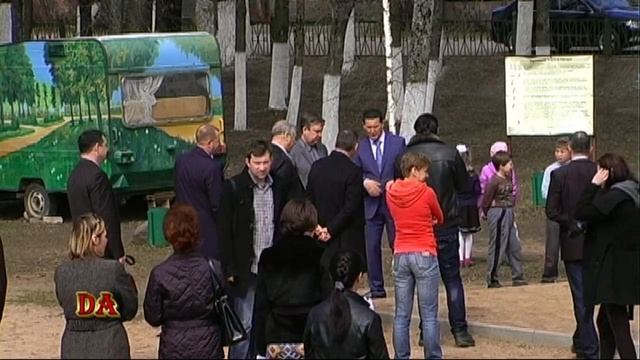 Губернатор в Западной Двине 18.04.2014.